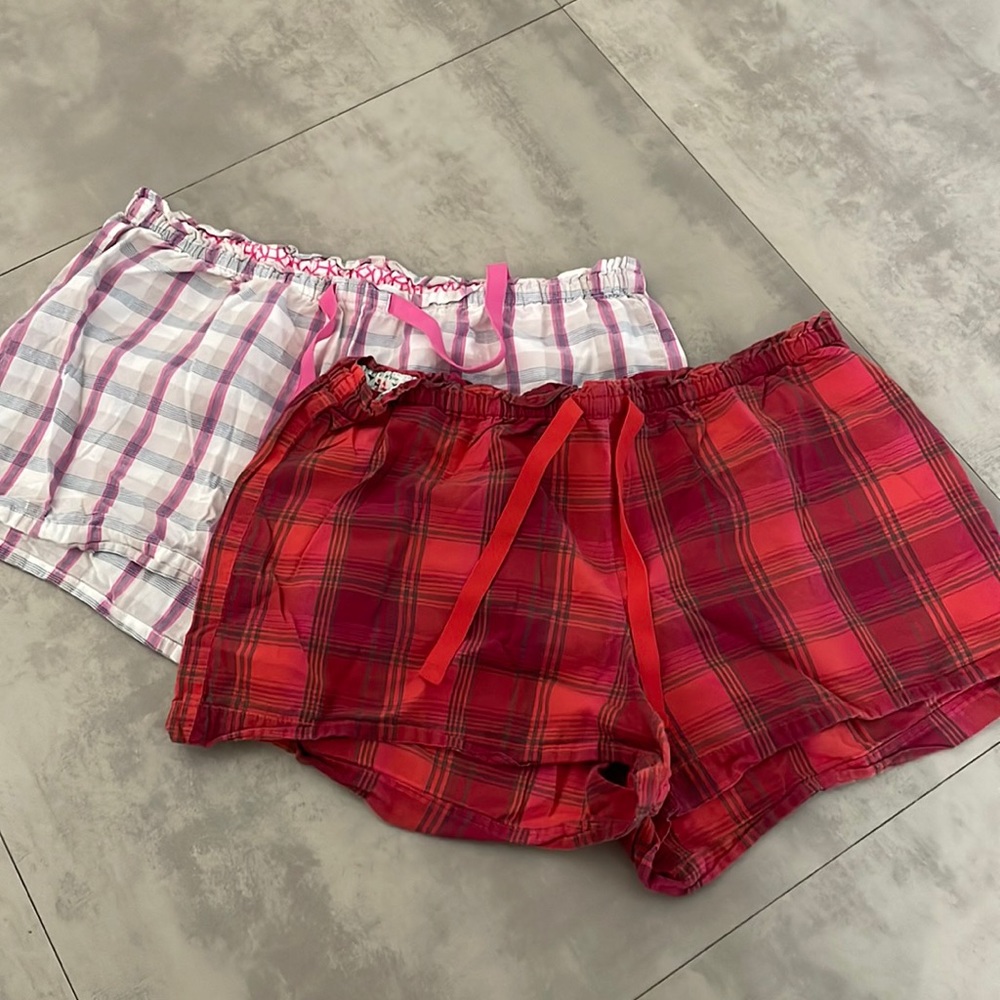 2 Pajamas shorts